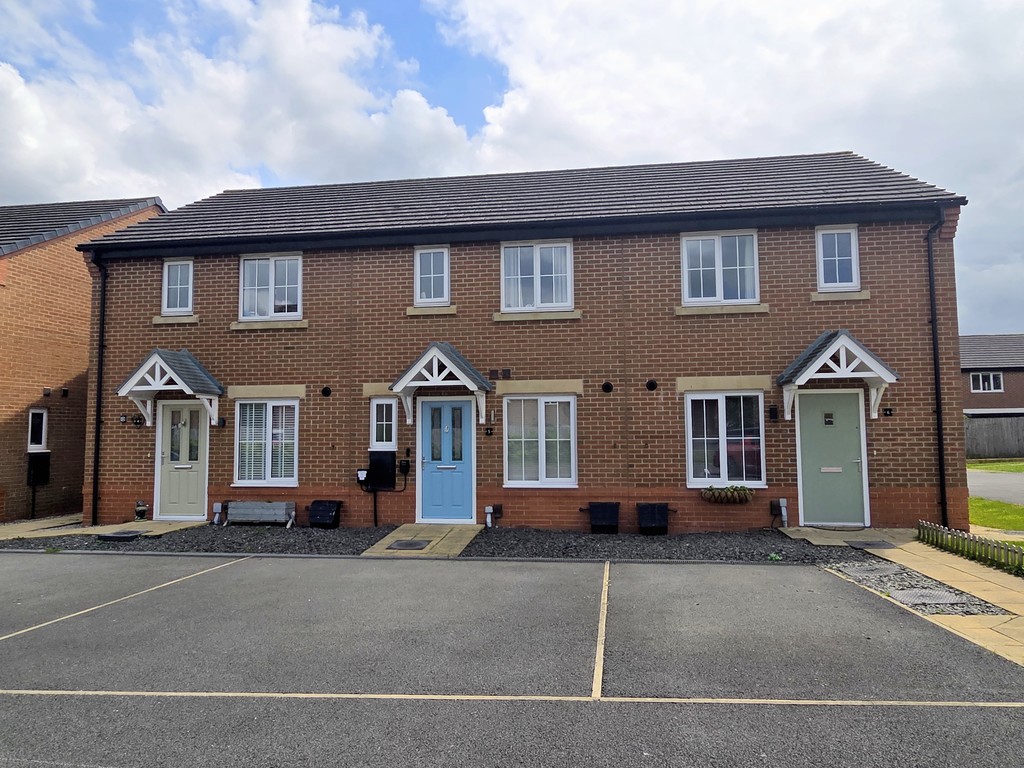 6 Wareham Close