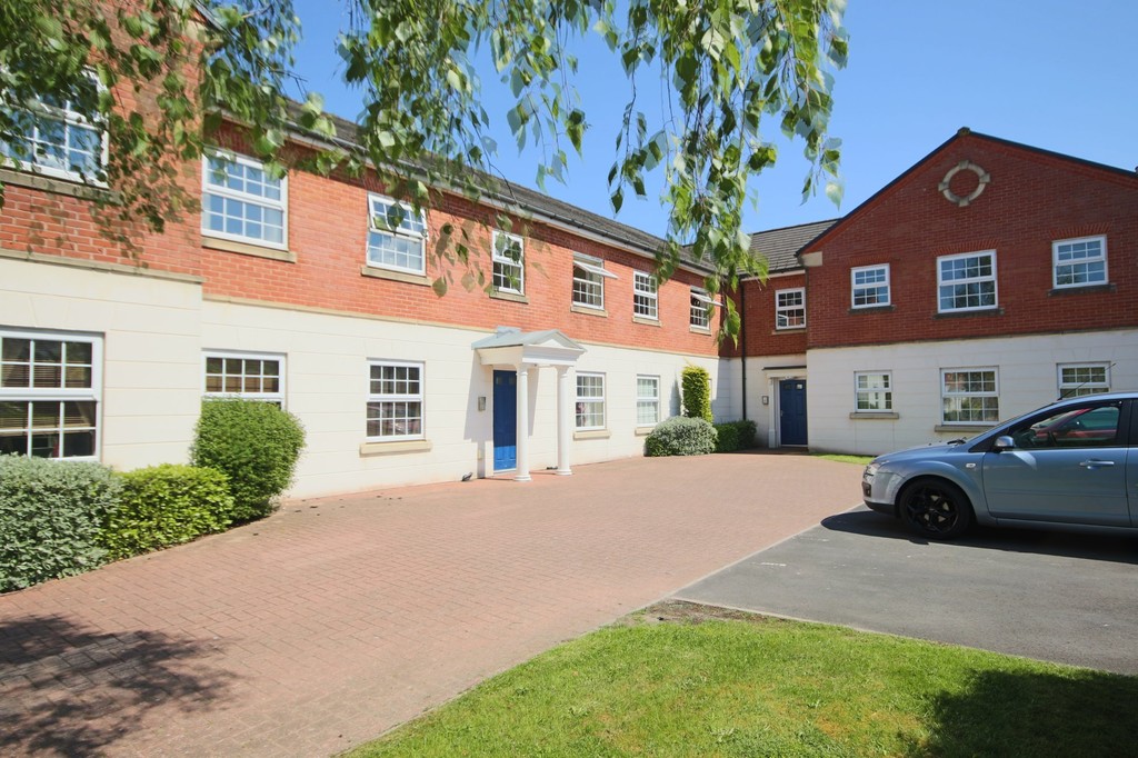 Highland Drive, Buckshaw Village